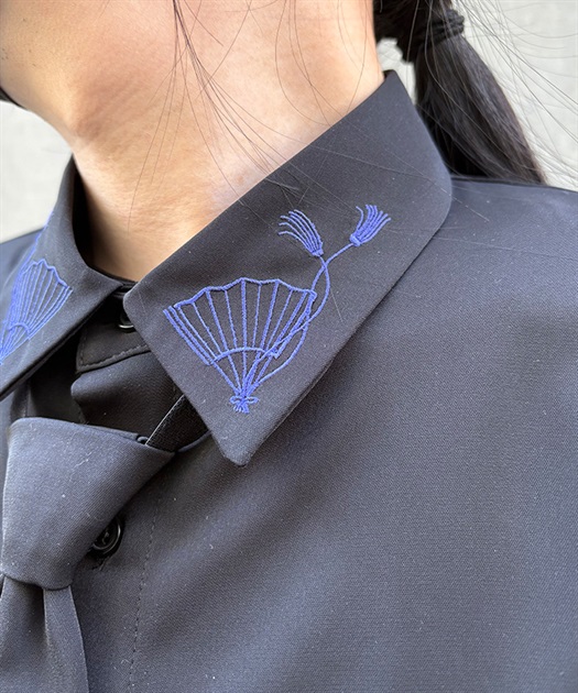 タイ付扇子刺繍シャツ | REZEN | axes femme online shop