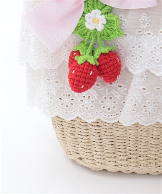 いちごあみぐるみ付カゴバッグ【受注生産】 | kawaii | axes いちごあみぐるみ付カゴバッグ【受注生産】 | kawaii | axes