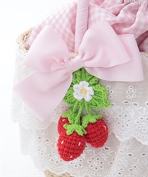 いちごあみぐるみ付カゴバッグ【受注生産】 | kawaii | axes いちごあみぐるみ付カゴバッグ【受注生産】 | kawaii | axes