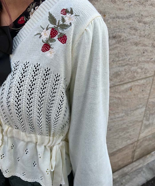 ストロベリー刺繍ニットカーディガン | outlet | axes femme ストロベリー刺繍ニットカーディガン | outlet | axes femme
